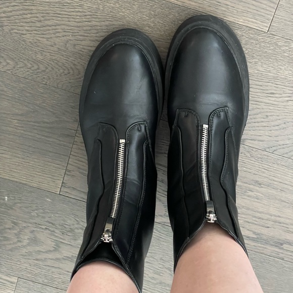 Striking Even&Odd Black Platform Boots With Front Zipper, Size EU 42 - Picture 4 of 10